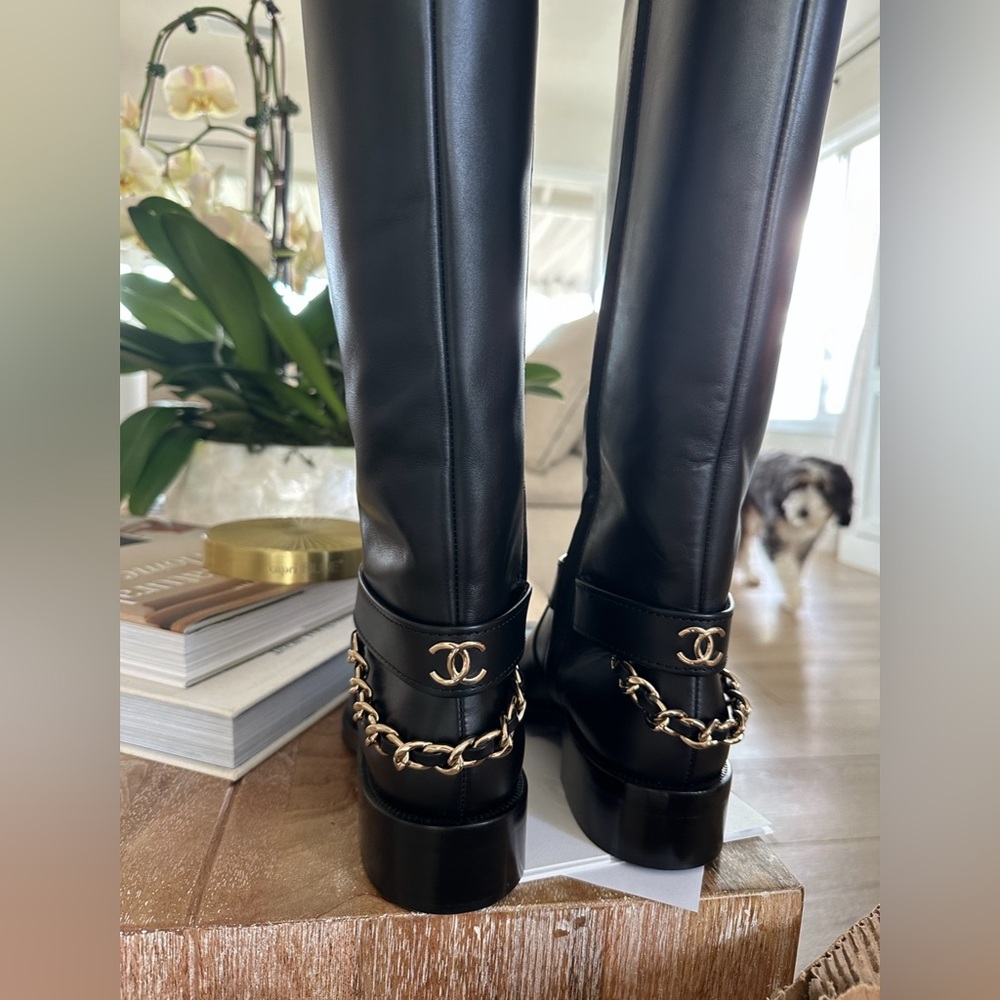 Chanel Interlocking CC Logo Ridding Boot - Picture 3 of 4
